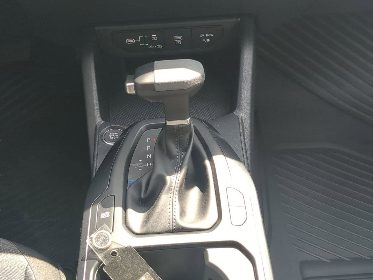 New 2025 Kia K4 LXS image 16