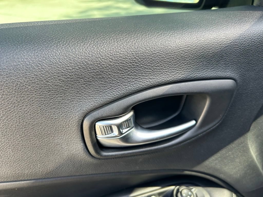Used 2021 Jeep Compass Latitude FWD image 45
