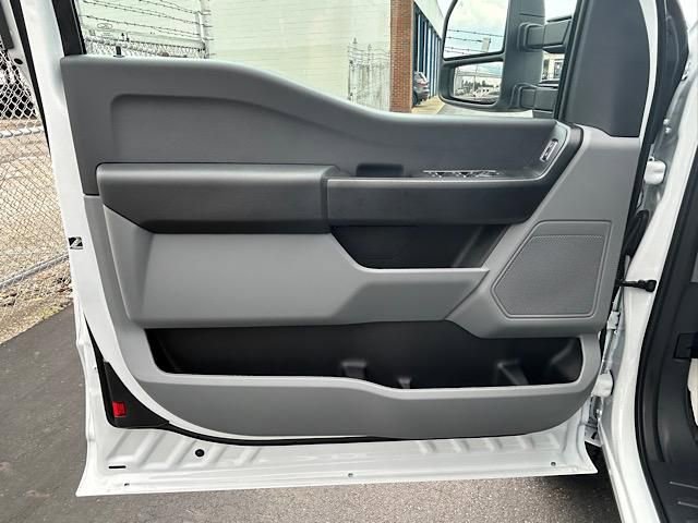 New 2026 Ford F350 XL w/ XL Chrome Package image 25
