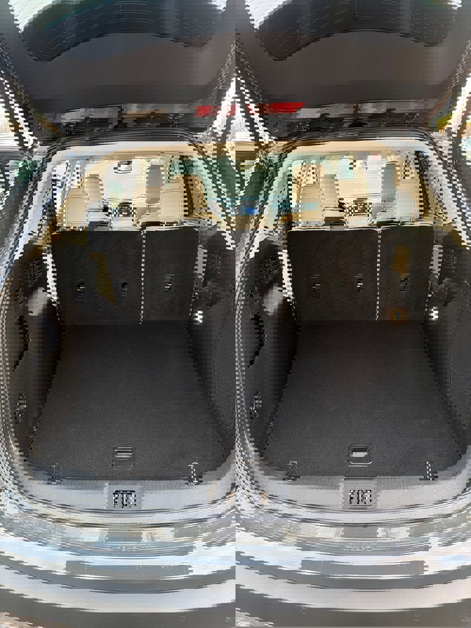 Used 2021 Ford Edge Titanium w/ Cargo Accessory Package image 18