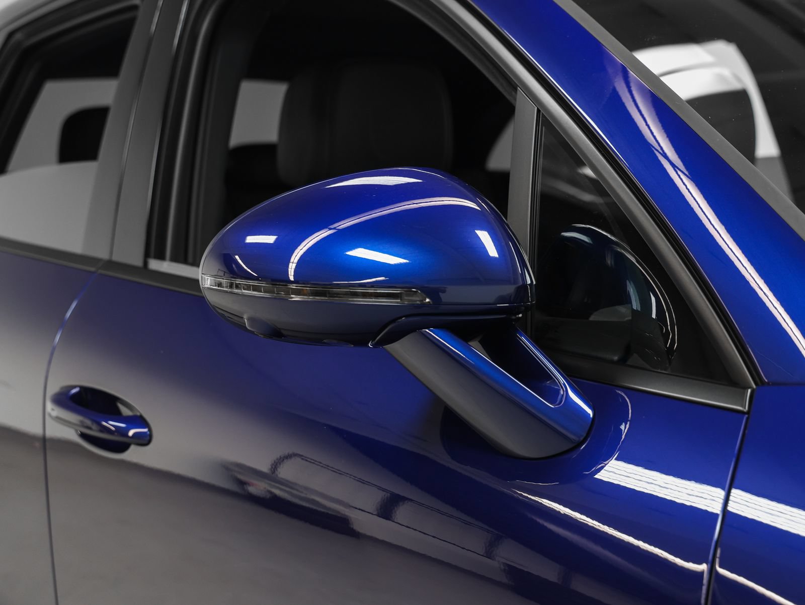 New 2026 Porsche Macan AWD/4WD image 14