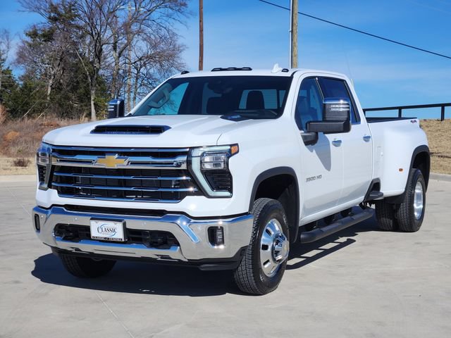 New 2026 Chevrolet Silverado 3500 LTZ w/ LTZ Plus Package AWD/4WD image 3