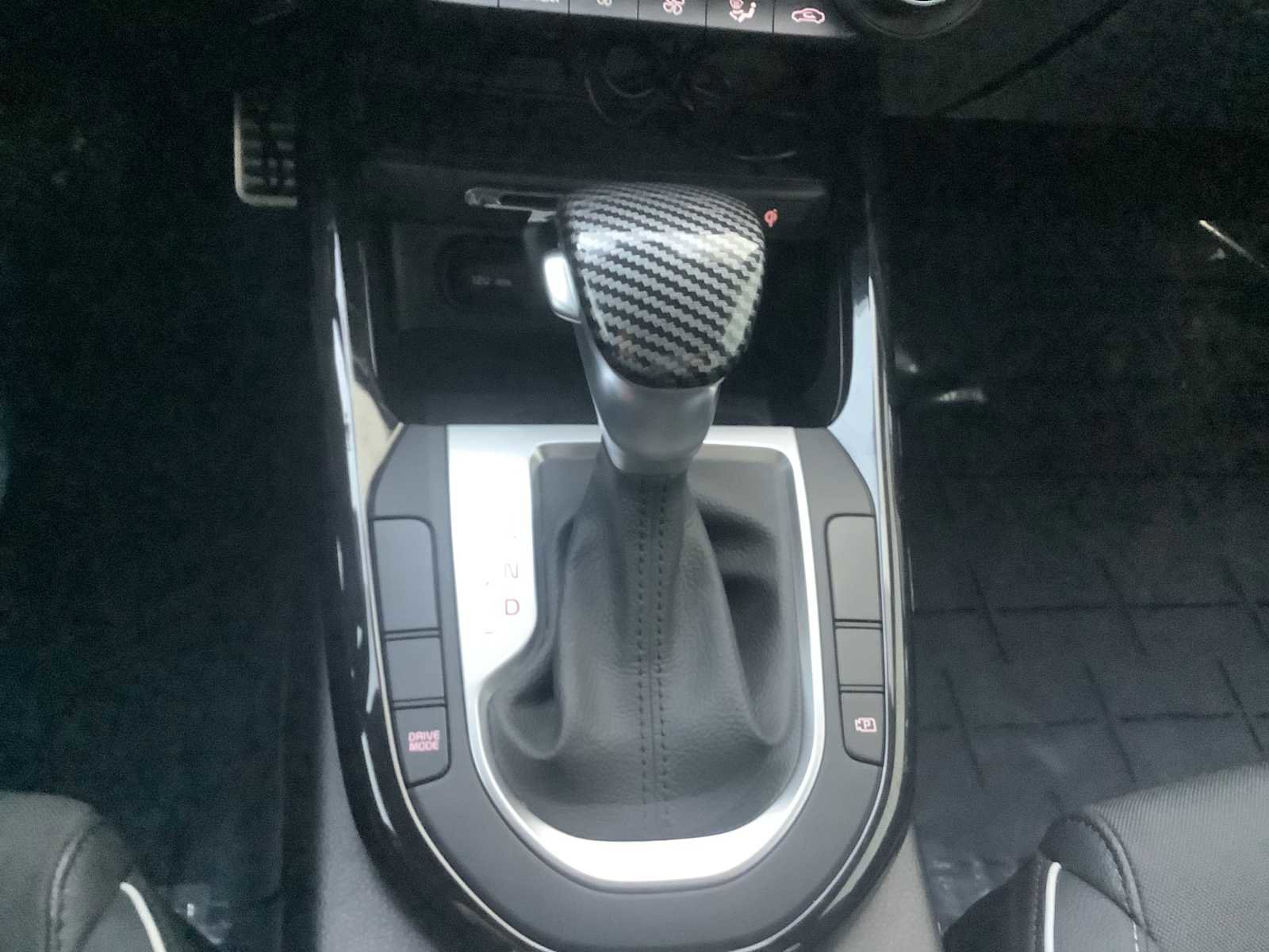 Used 2024 Kia Forte GT-Line w/ GT-Line Premium Package image 18