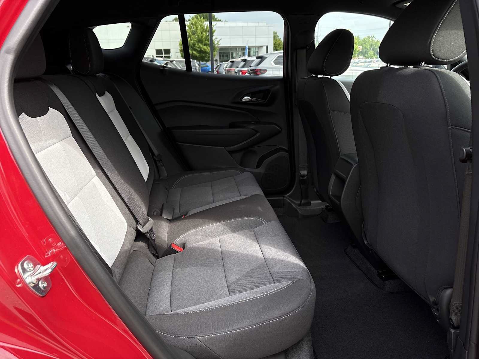 Used 2026 Chevrolet Trax RS w/ Driver Confidence Package FWD image 23