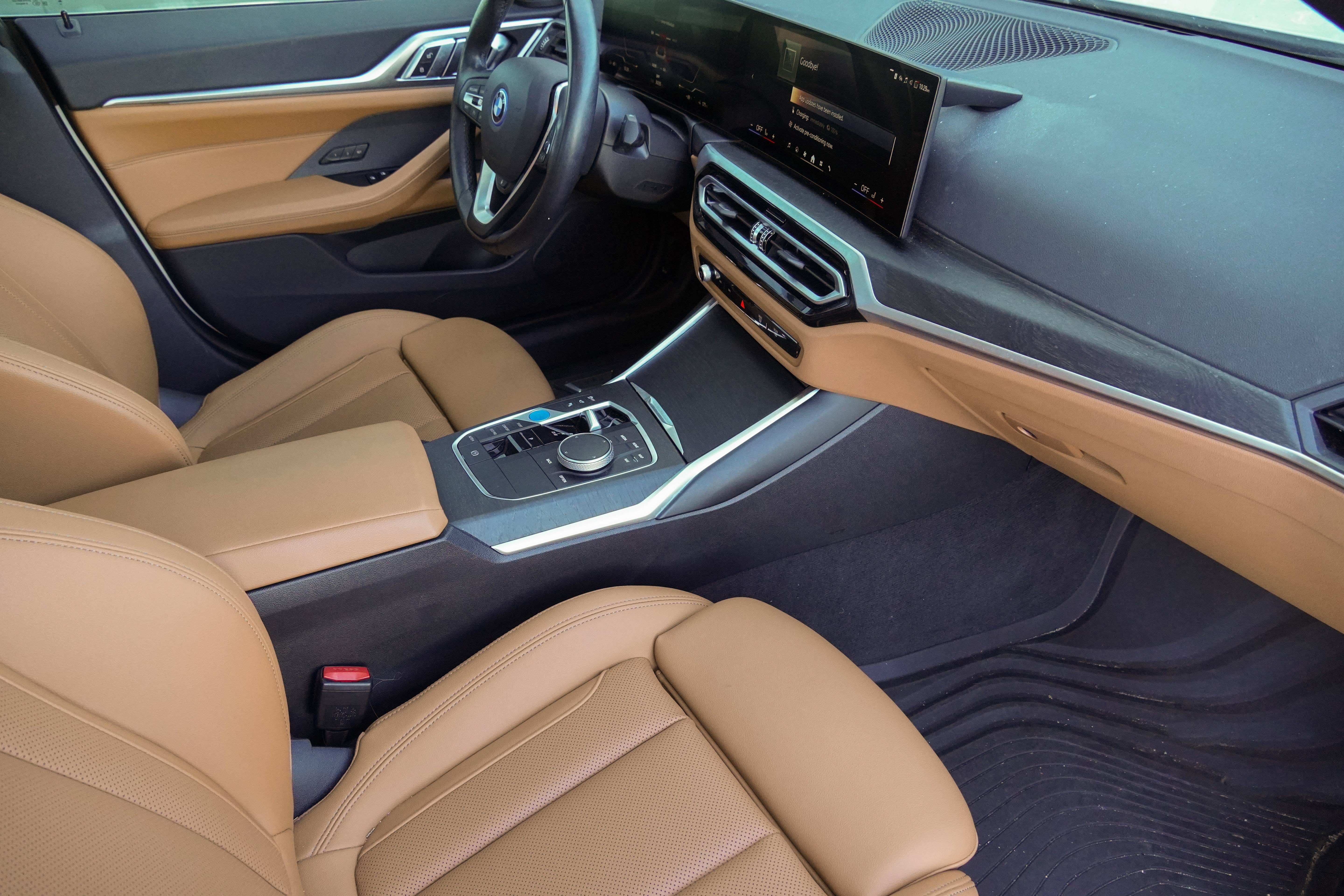 Certified 2024 BMW i4 eDrive40 w/ Premium Package RWD image 7