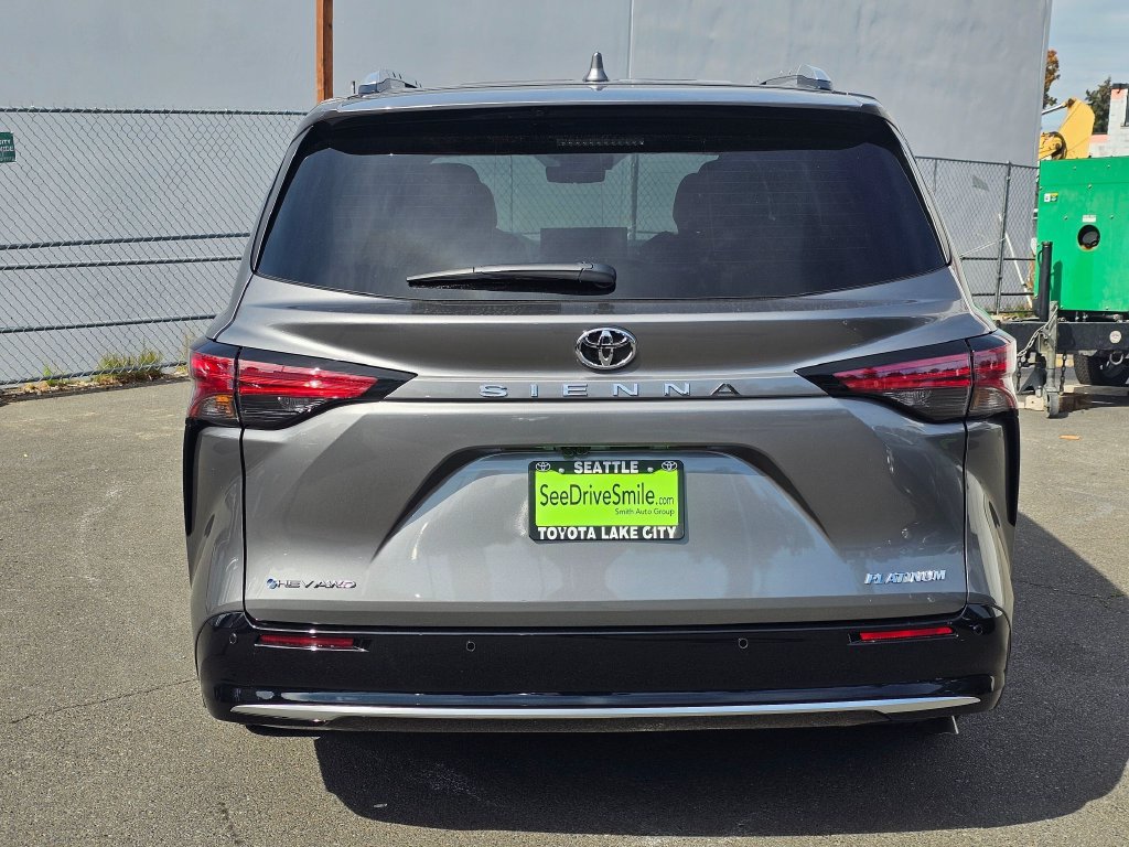 New 2026 Toyota Sienna Platinum AWD/4WD image 6