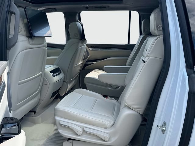 Used 2026 Cadillac Escalade ESV Platinum Luxury w/ LPO, Floor Liner Package AWD/4WD image 11