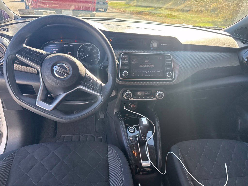 Used 2018 Nissan Kicks SV FWD image 6