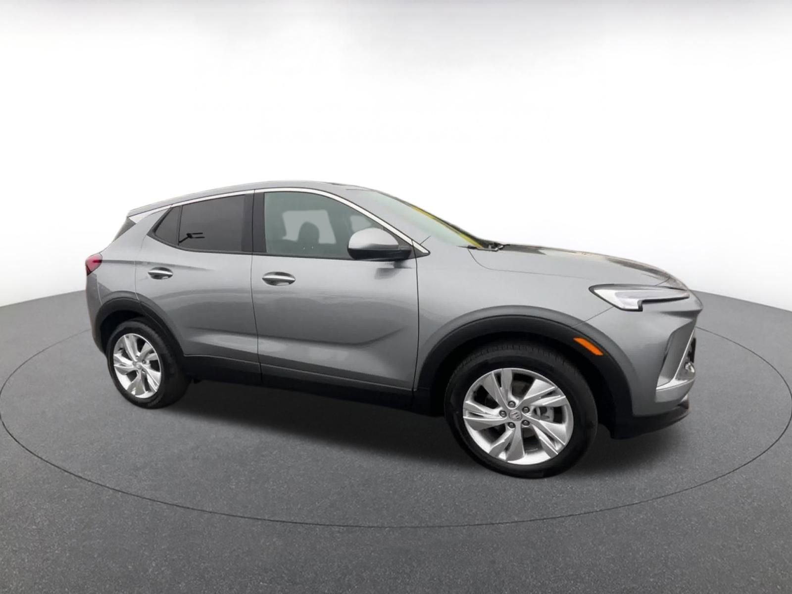 Used 2025 Buick Encore GX Preferred image 2