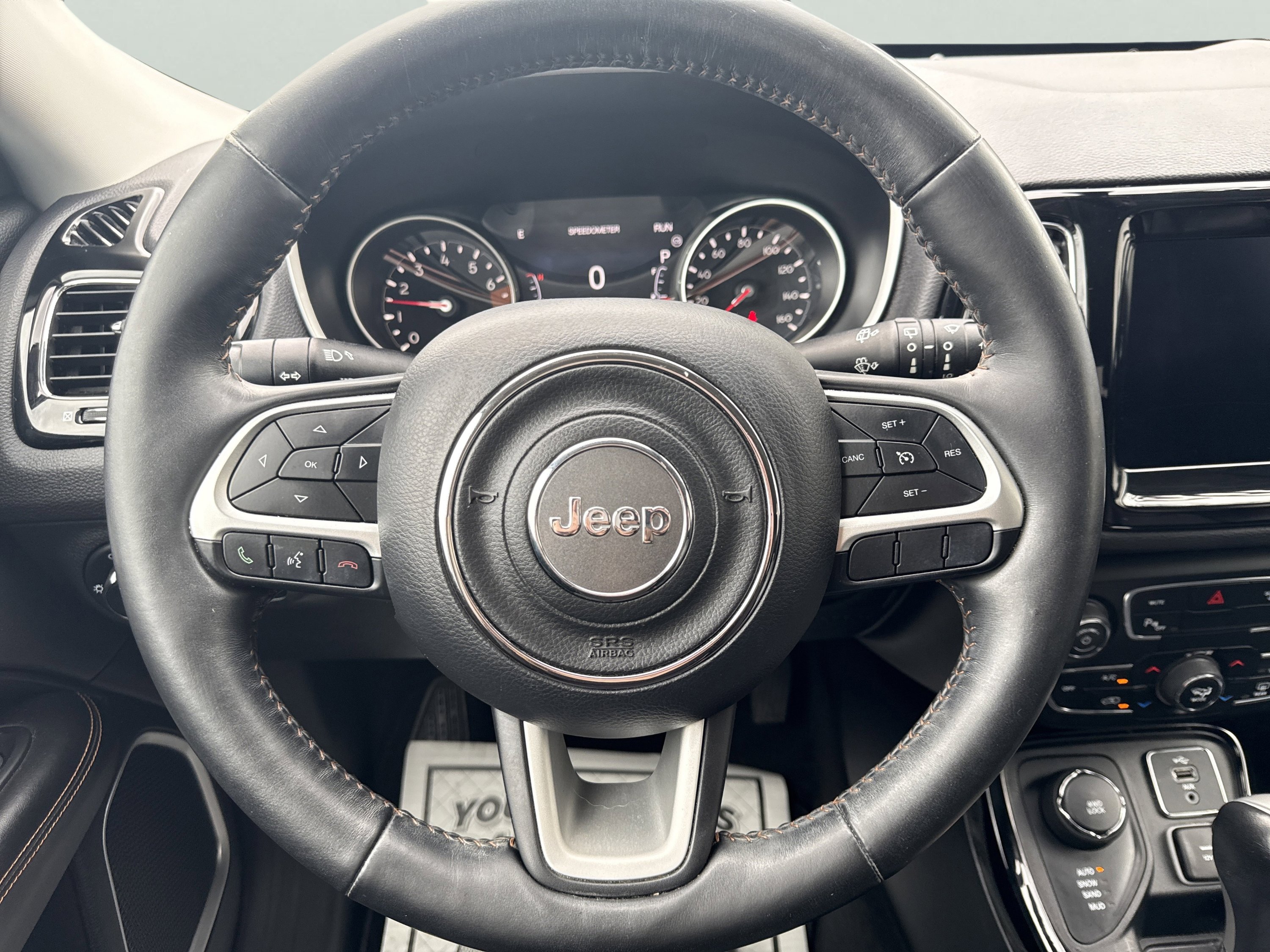 Used 2018 Jeep Compass Limited w/ Navigation Group image 16