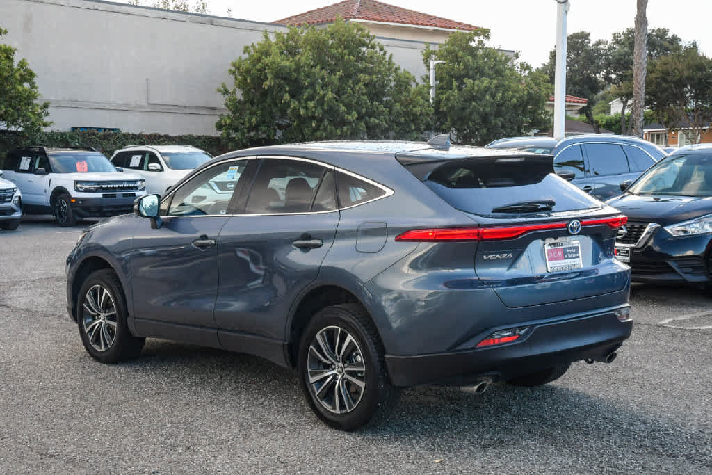Certified 2024 Toyota Venza LE AWD/4WD image 7