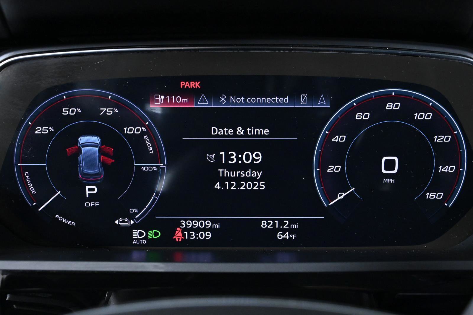 Used 2022 Audi e-tron Chronos image 14