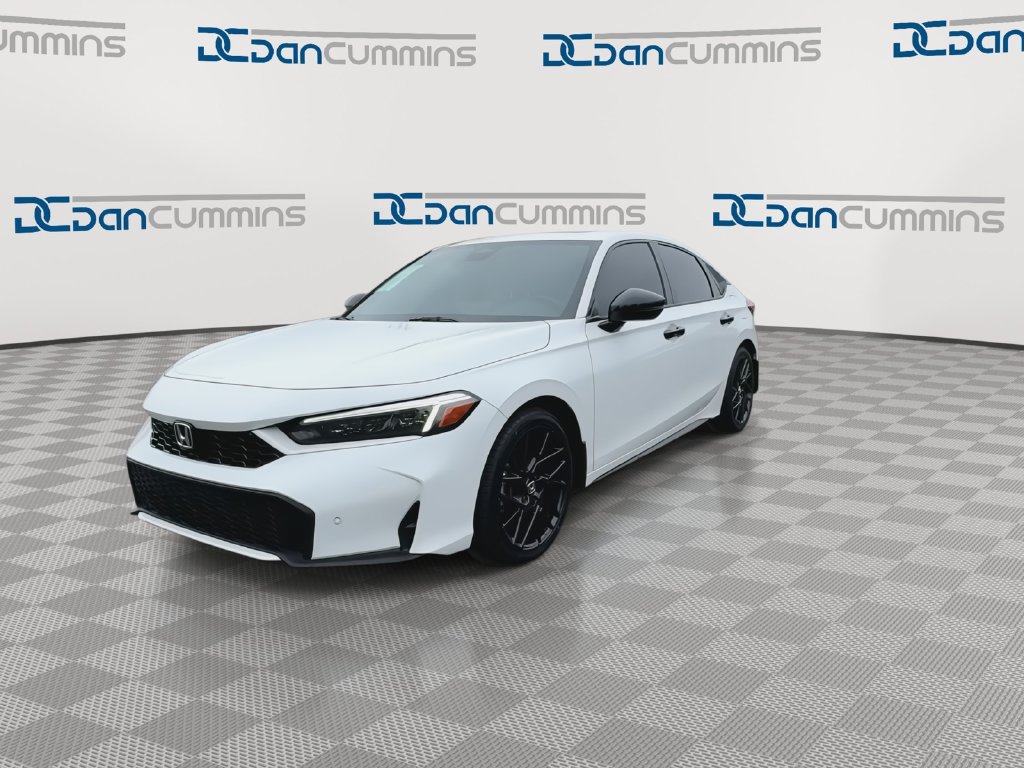 Used 2025 Honda Civic Sport Touring image 4