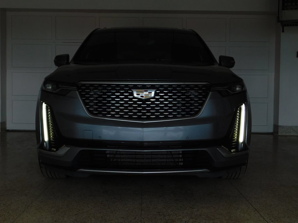 Used 2022 Cadillac XT6 Premium Luxury w/ Technology Package AWD/4WD image 12