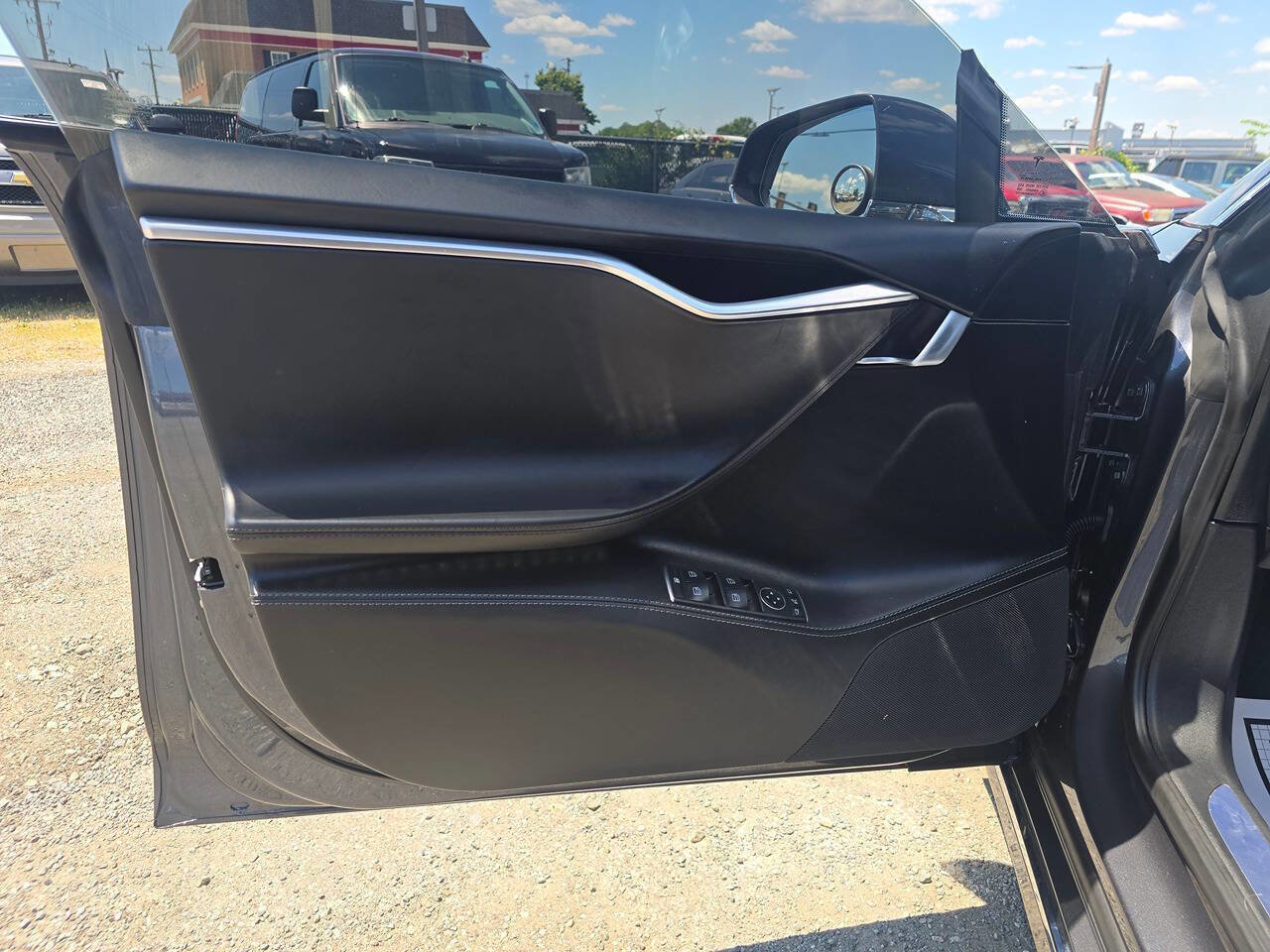 Used 2017 Tesla Model S 100D AWD/4WD image 9