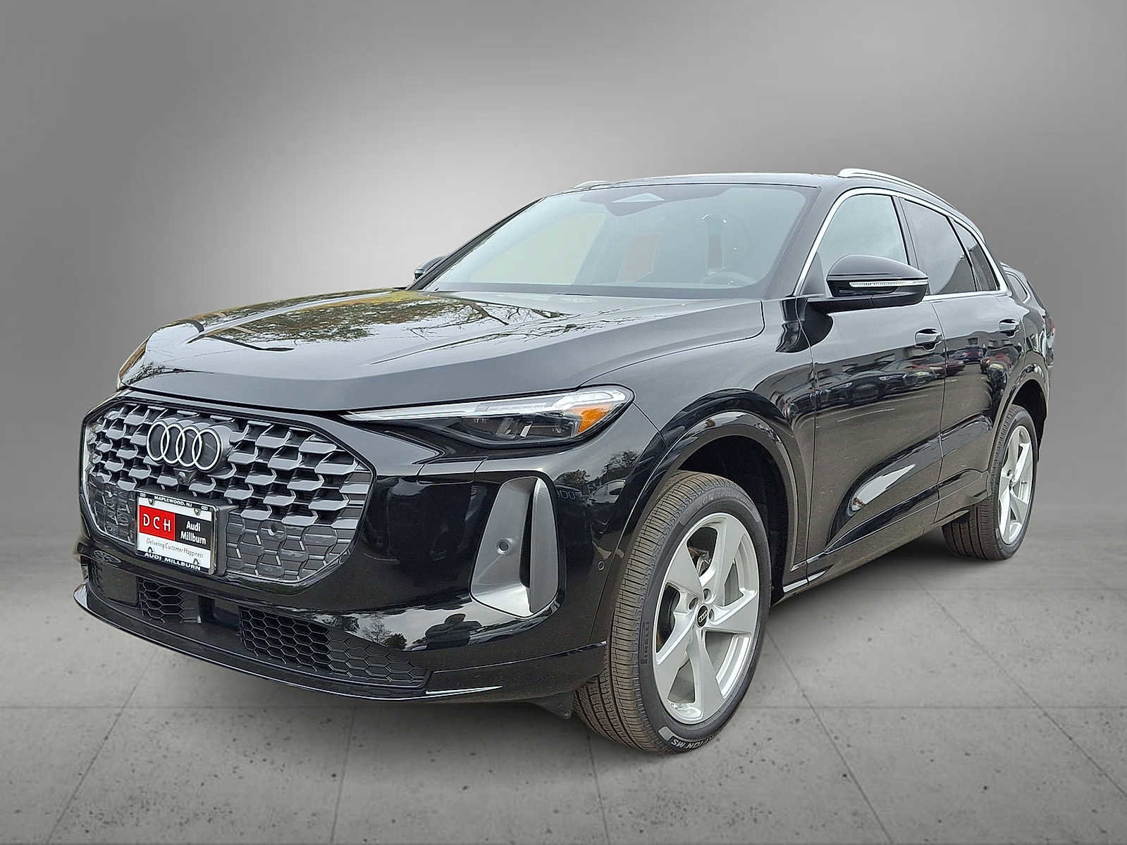 New 2025 Audi Q5 Premium Plus