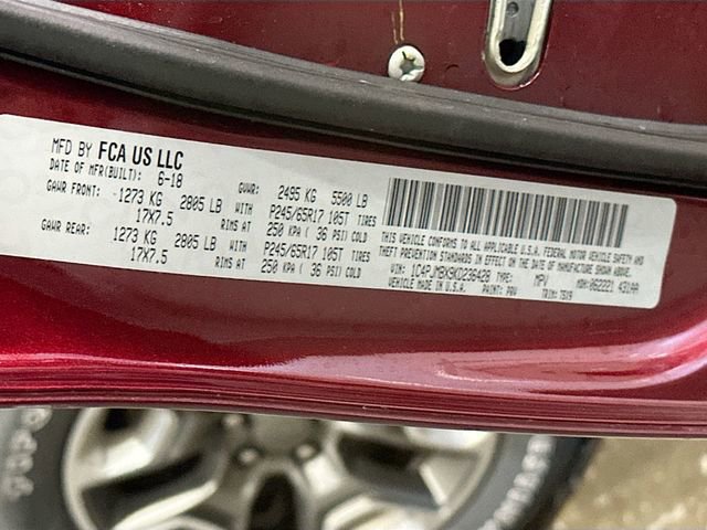 Used 2019 Jeep Cherokee Trailhawk w/ Cold Weather Group image 30