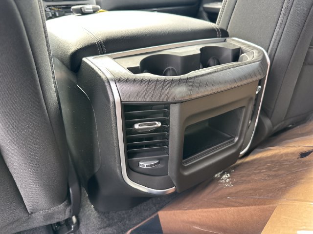New 2027 RAM 1500 4x4 Crew Cab image 16