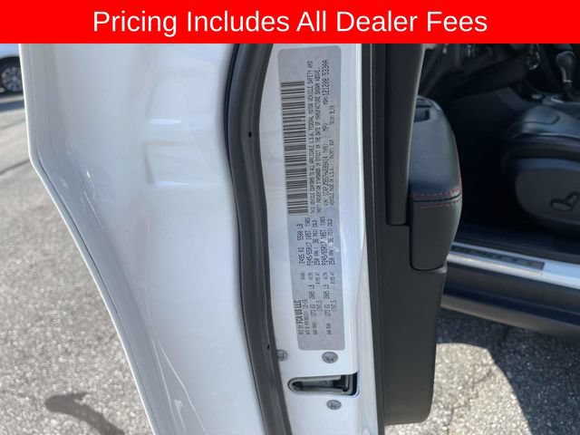 Used 2017 Jeep Cherokee Trailhawk AWD/4WD image 38