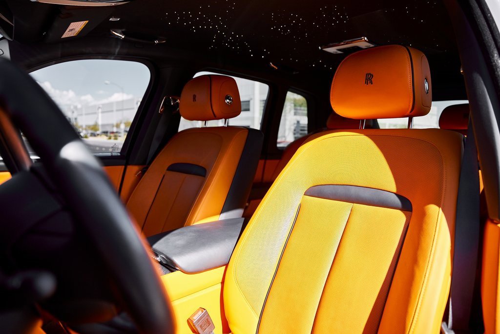 Used 2024 Rolls-Royce Cullinan Black Badge image 51