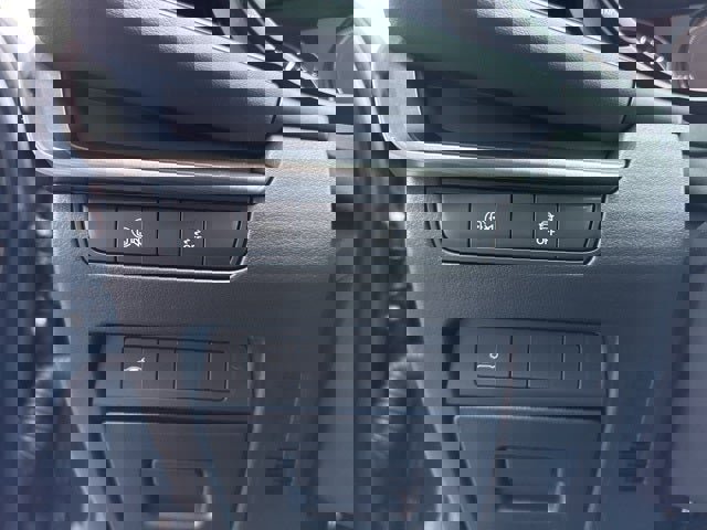 Used 2025 MAZDA MAZDA3 s image 20