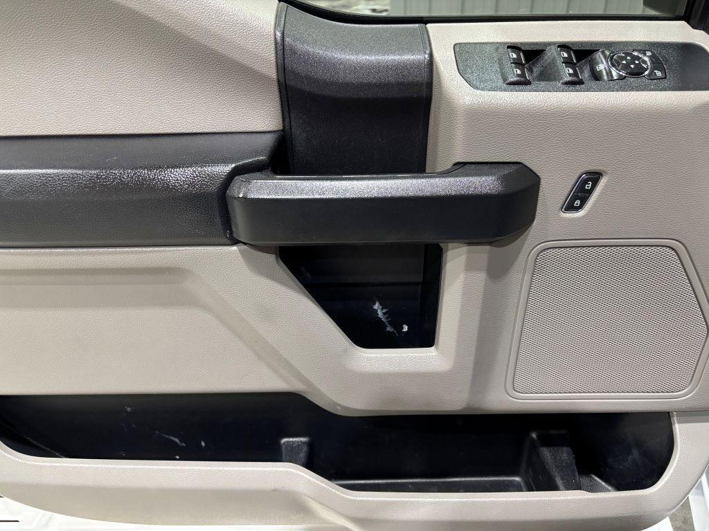 Used 2020 Ford F250 XL w/ Power Equipment Group image 16