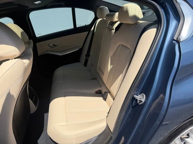 Used 2025 BMW 330i xDrive Sedan w/ Convenience Package AWD/4WD image 10