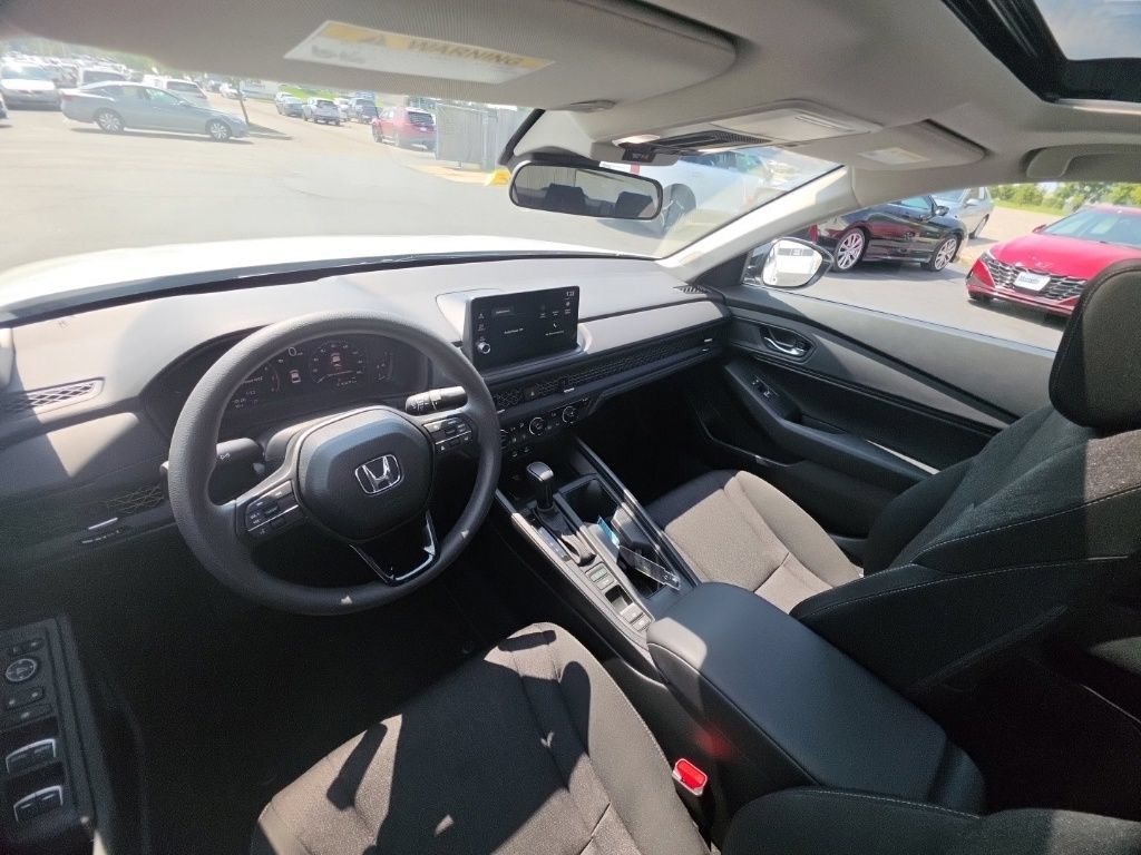 Certified 2026 Honda Accord SE image 27