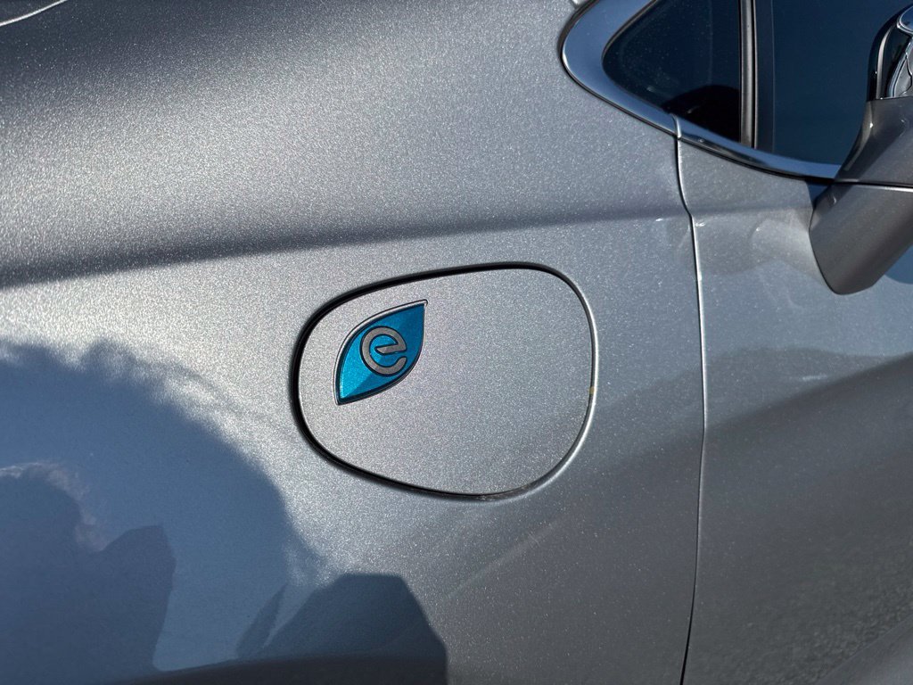 Used 2018 Chrysler Pacifica Limited FWD image 42