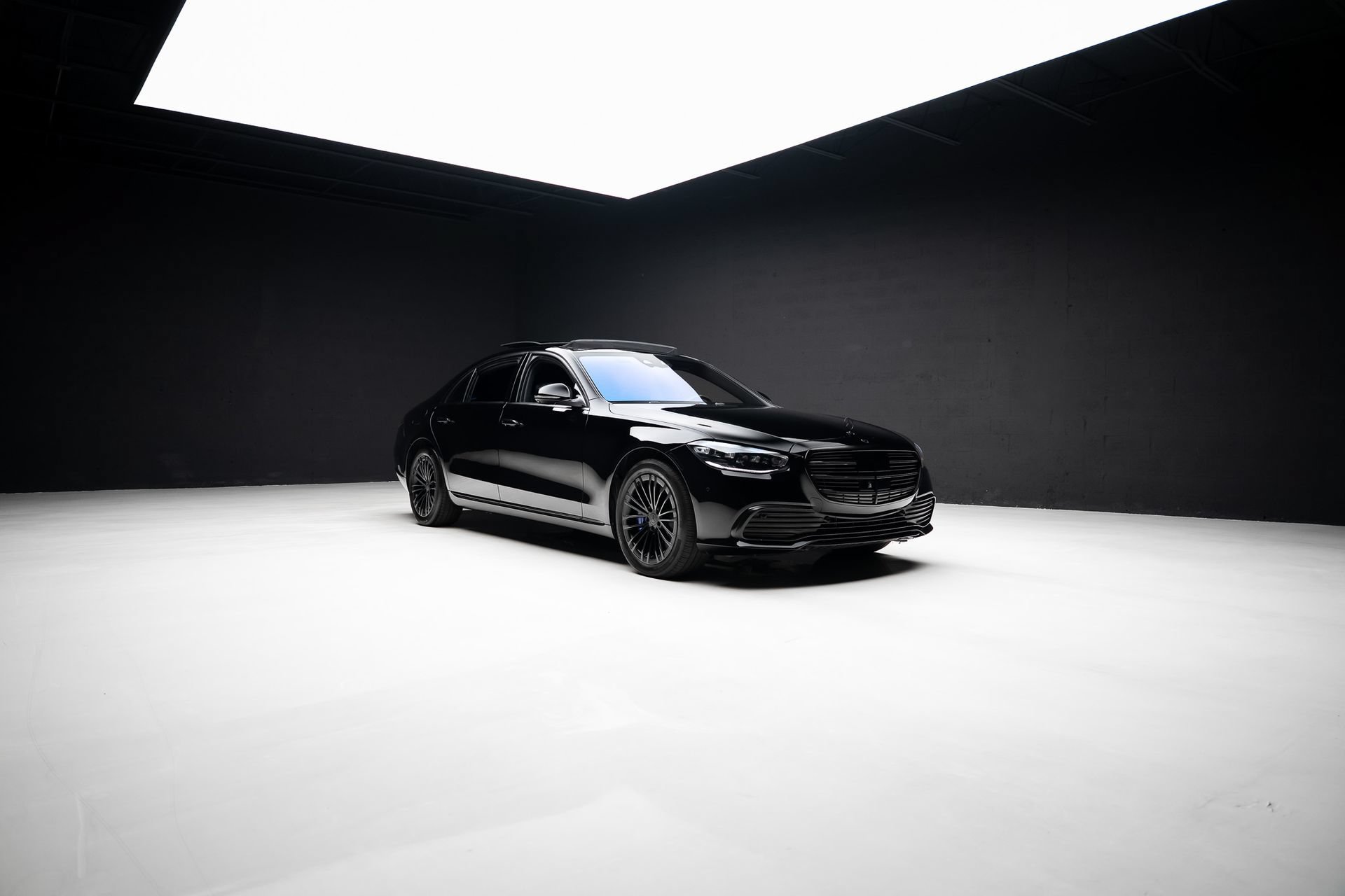 Used 2024 Mercedes-Benz S 580e 4MATIC Sedan w/ Warmth & Comfort Package image 83