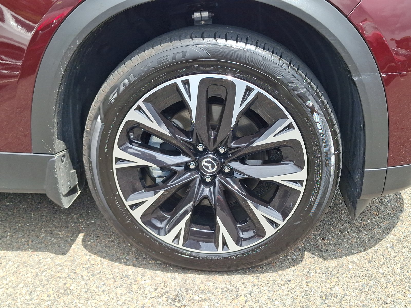 Certified 2025 MAZDA CX-90 Plug-In Hybrid w/ Premium Plus AWD/4WD image 8