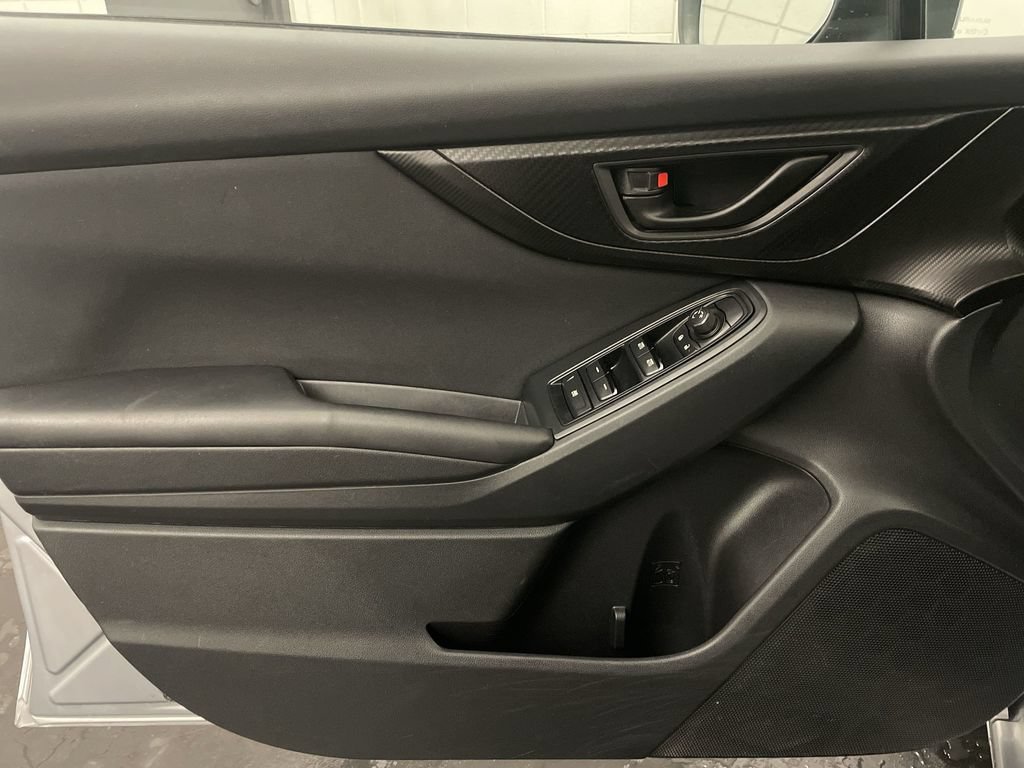 Used 2018 Subaru Impreza 2.0i Premium w/ Eyesight & BSD & Rcta AWD/4WD image 13