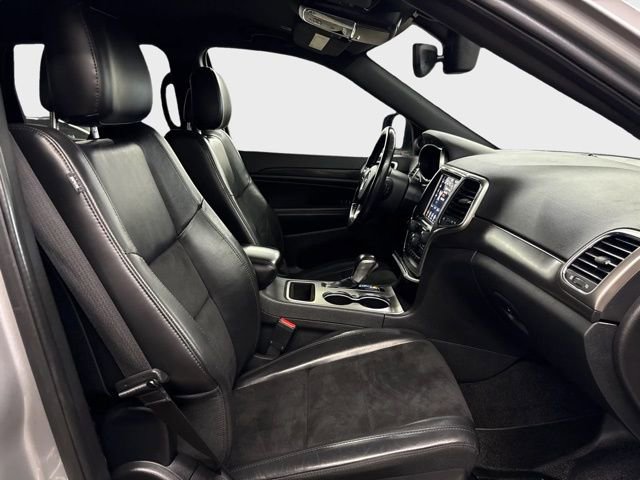 Used 2018 Jeep Grand Cherokee Altitude image 25