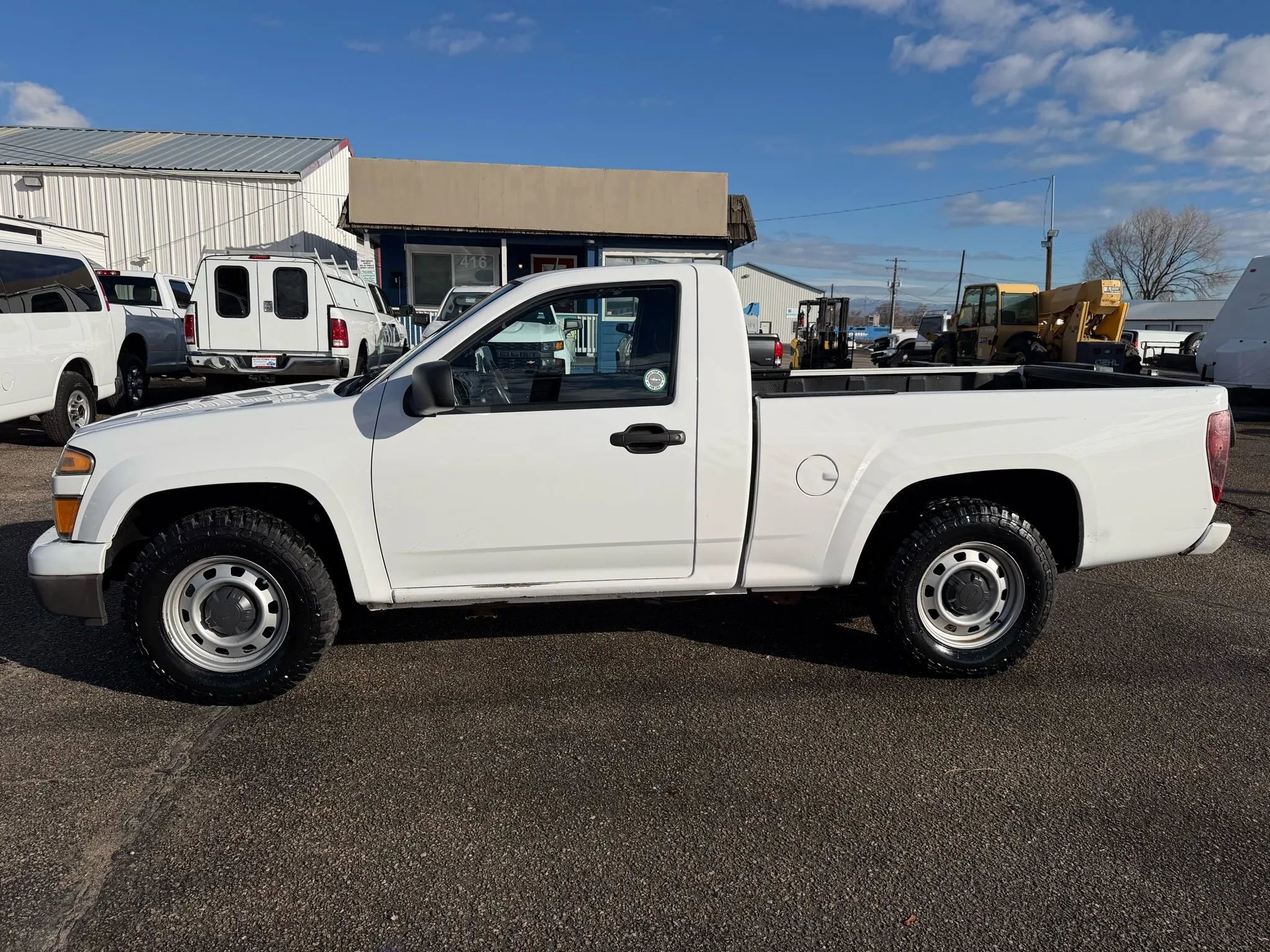 Used 2012 Chevrolet Colorado W/T image 2