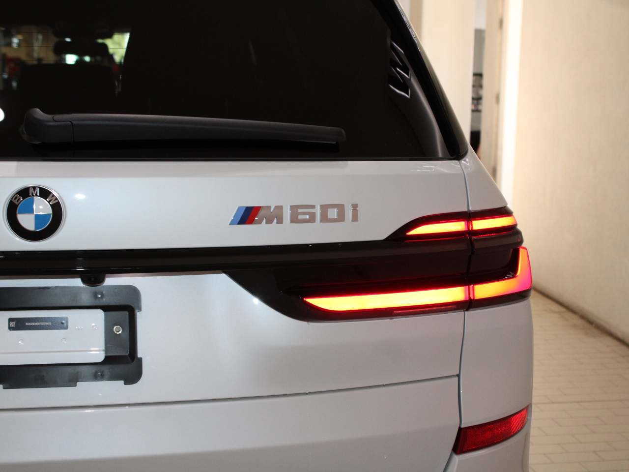 New 2026 BMW X7 M60i image 7