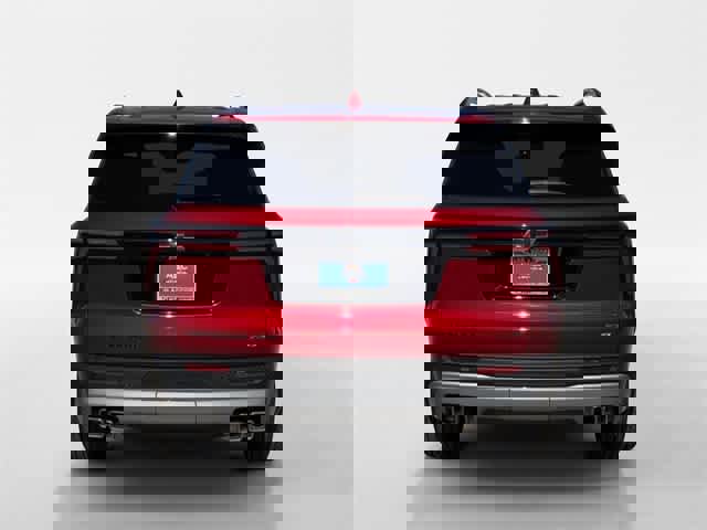 Used 2025 Chevrolet Traverse Z71 w/ Driver Confidence Package image 10