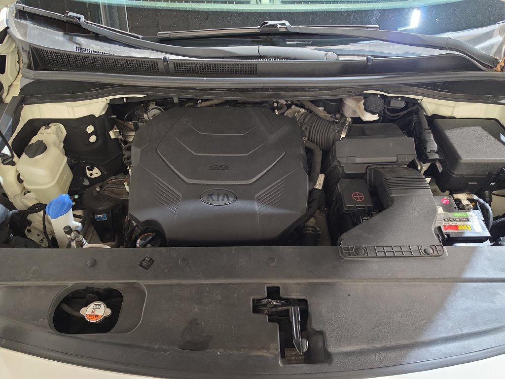 Used 2019 Kia Sedona EX FWD image 17