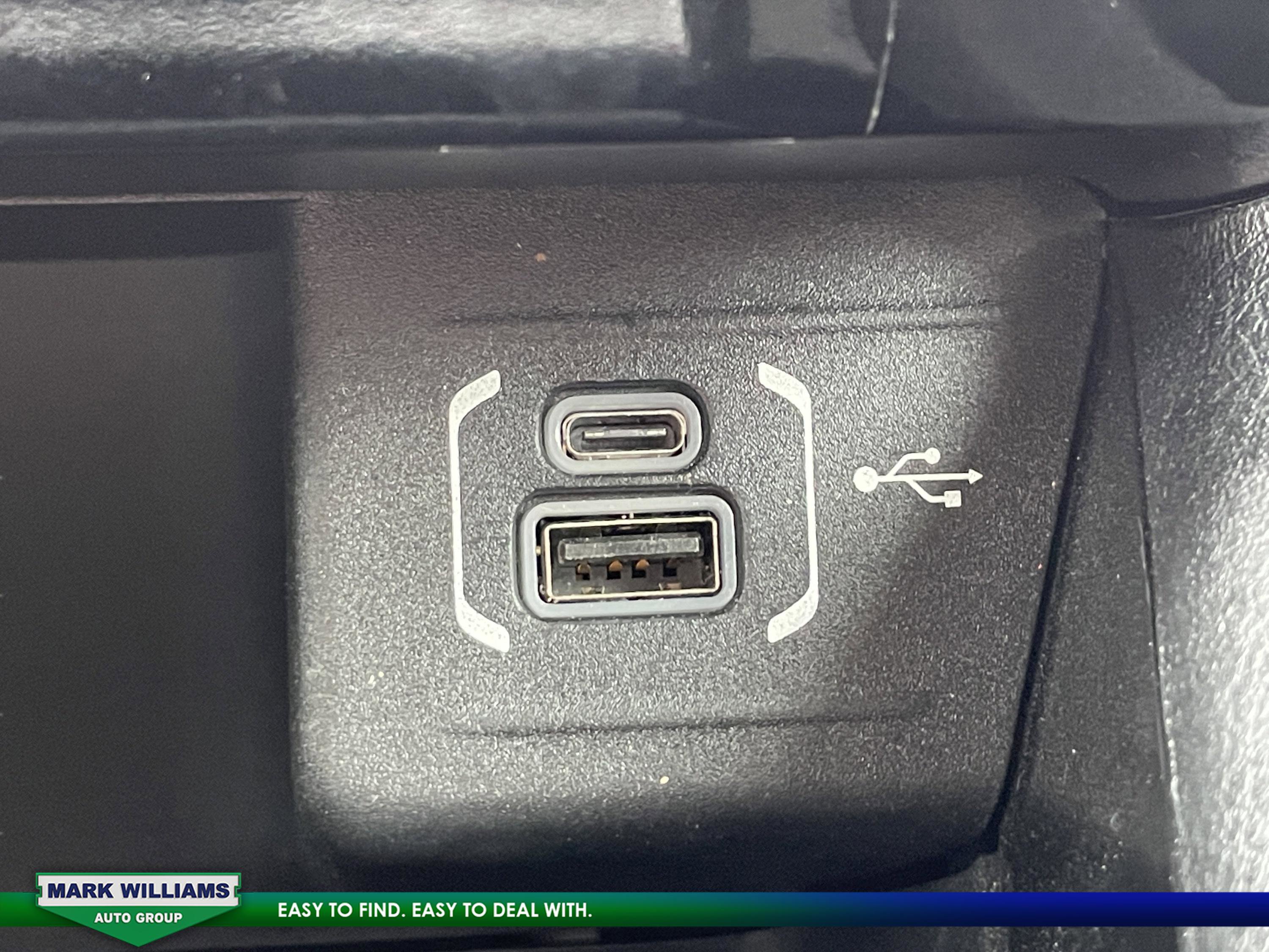 Used 2022 Jeep Compass Limited image 21