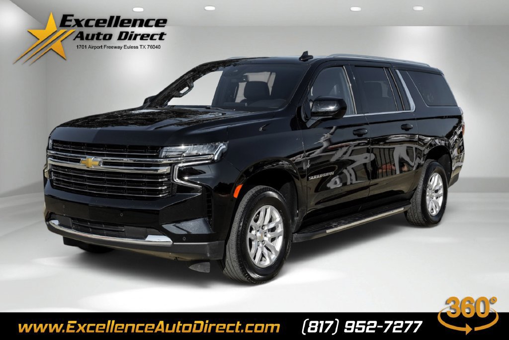 Used 2024 Chevrolet Suburban LT RWD image 1