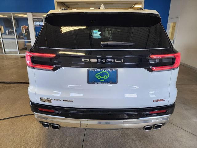 Certified 2025 GMC Acadia Denali w/ LPO, Floor Liner Package AWD/4WD image 3