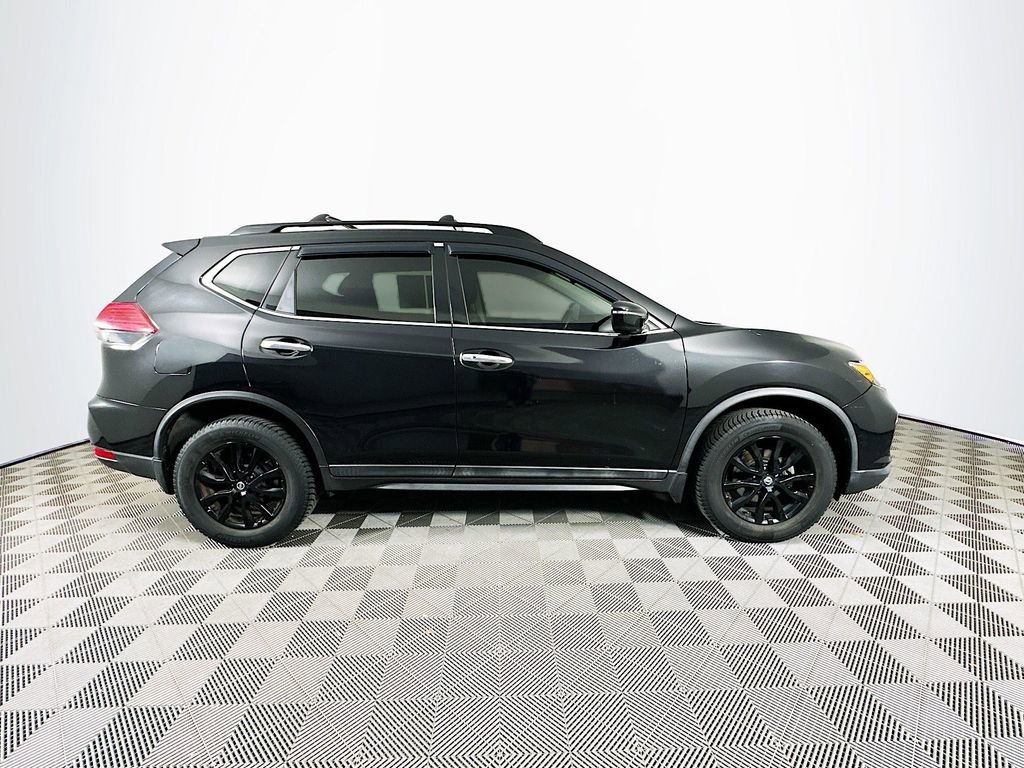 Used 2017 Nissan Rogue SV w/ Midnight Edition Package AWD/4WD image 11