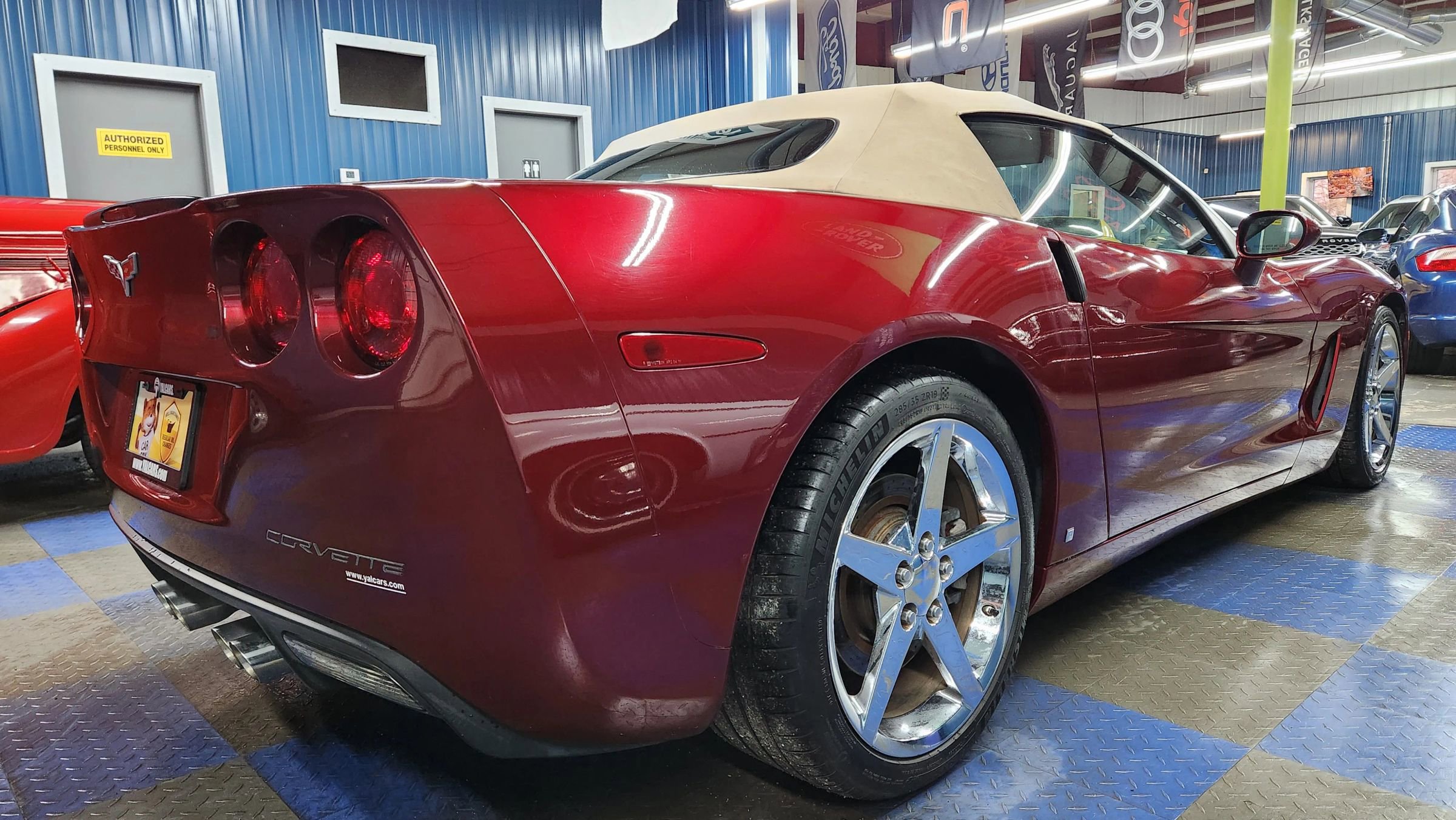 Used 2007 Chevrolet Corvette Convertible w/ Preferred Equipment Group image 5