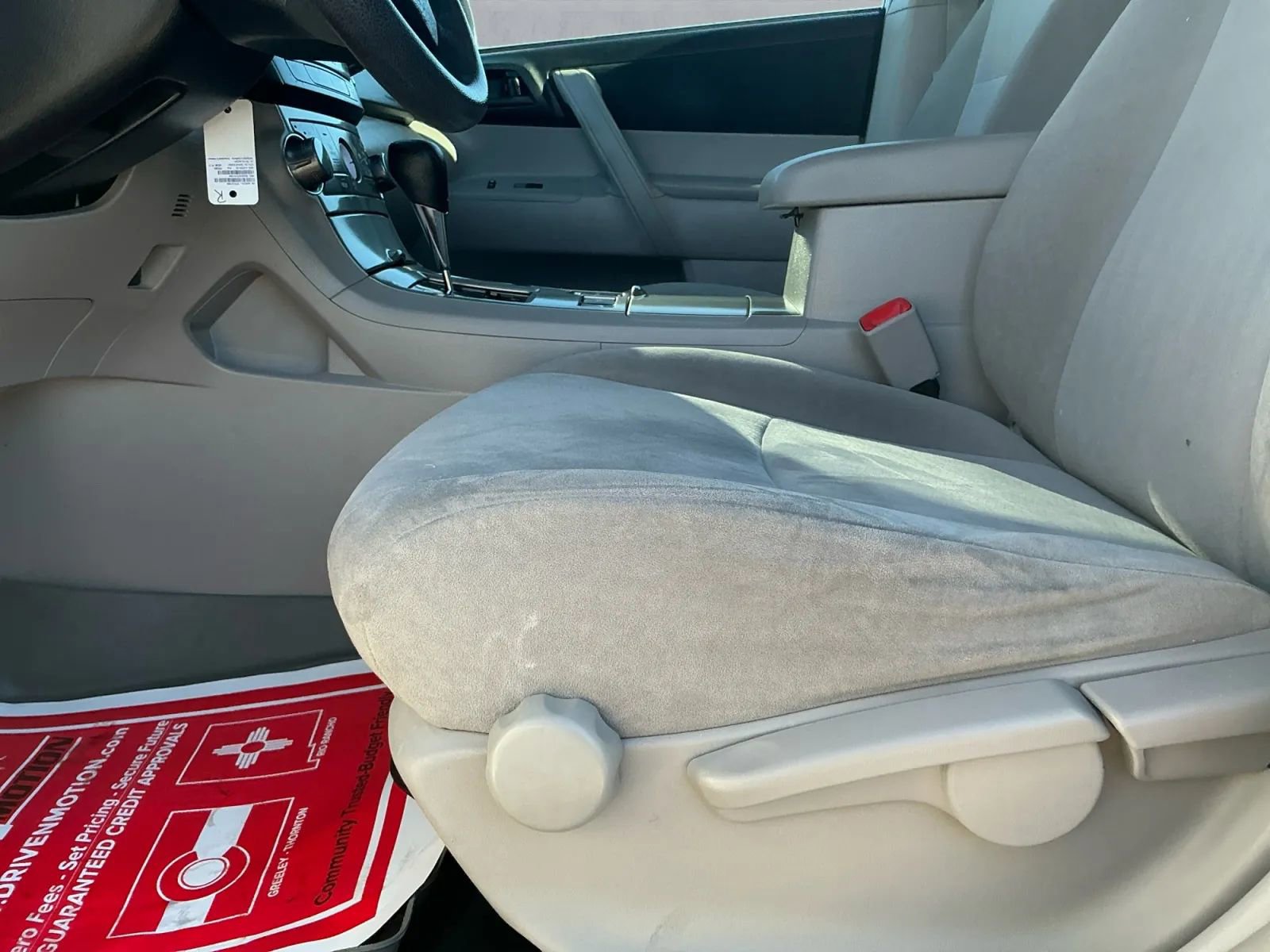 Used 2011 Toyota Highlander 4WD image 12