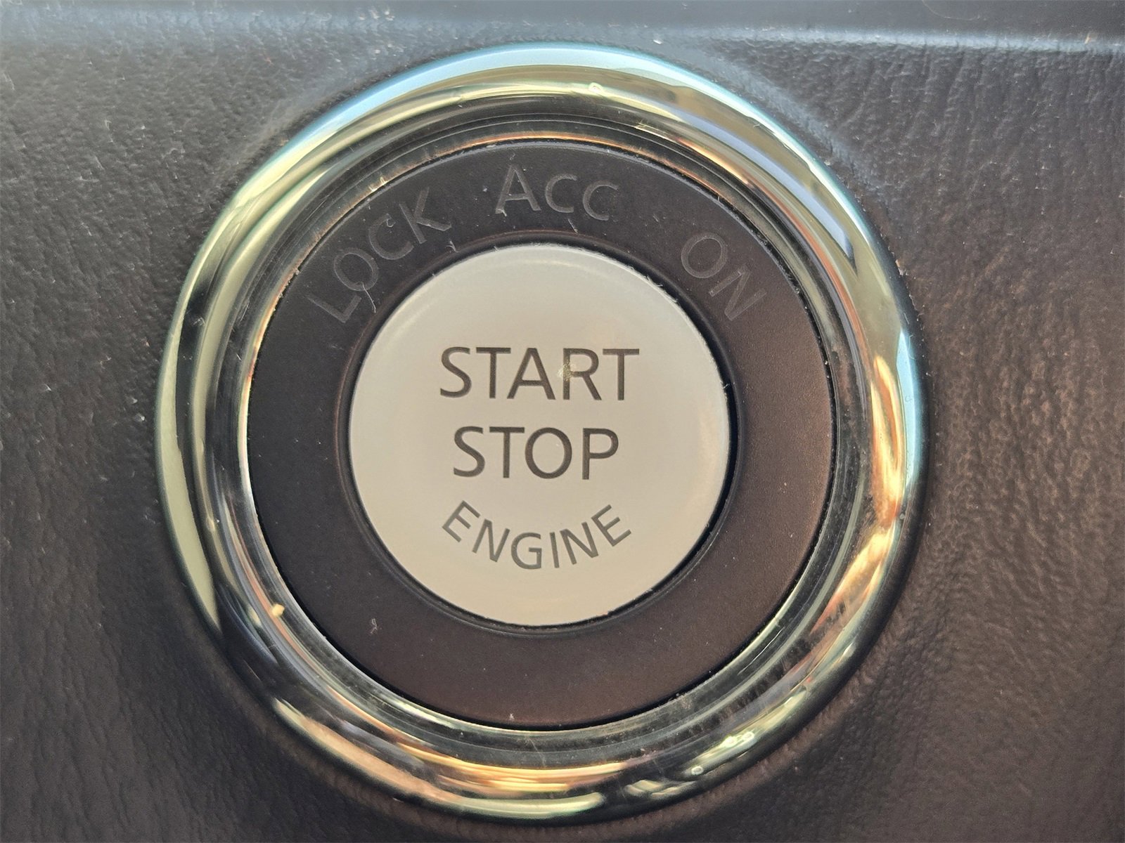 Used 2020 INFINITI QX80 Luxe w/ Sensory Package image 18