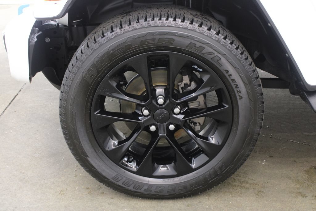 Used 2021 Jeep Wrangler Unlimited Sahara AWD/4WD image 28