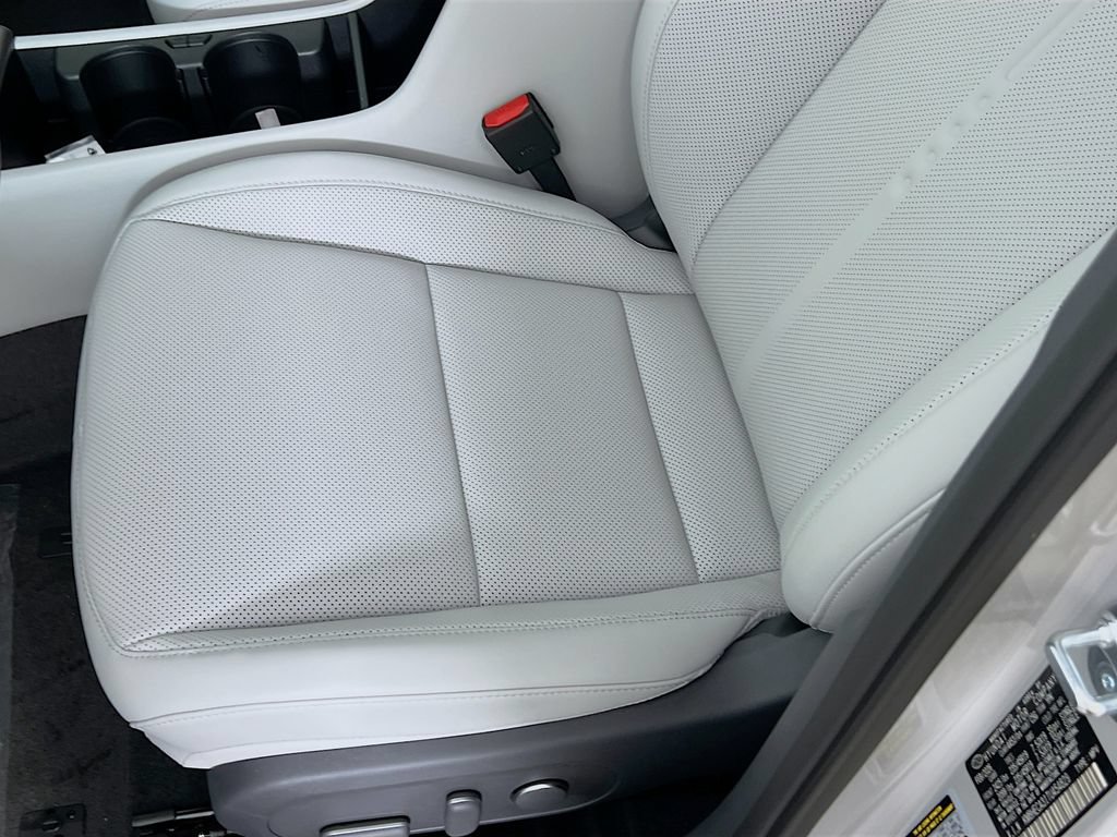 New 2026 Hyundai Kona Limited AWD/4WD image 18