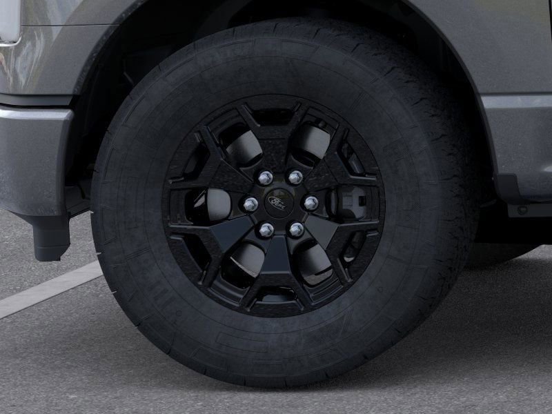 New 2025 Ford F150 Lightning XLT image 19