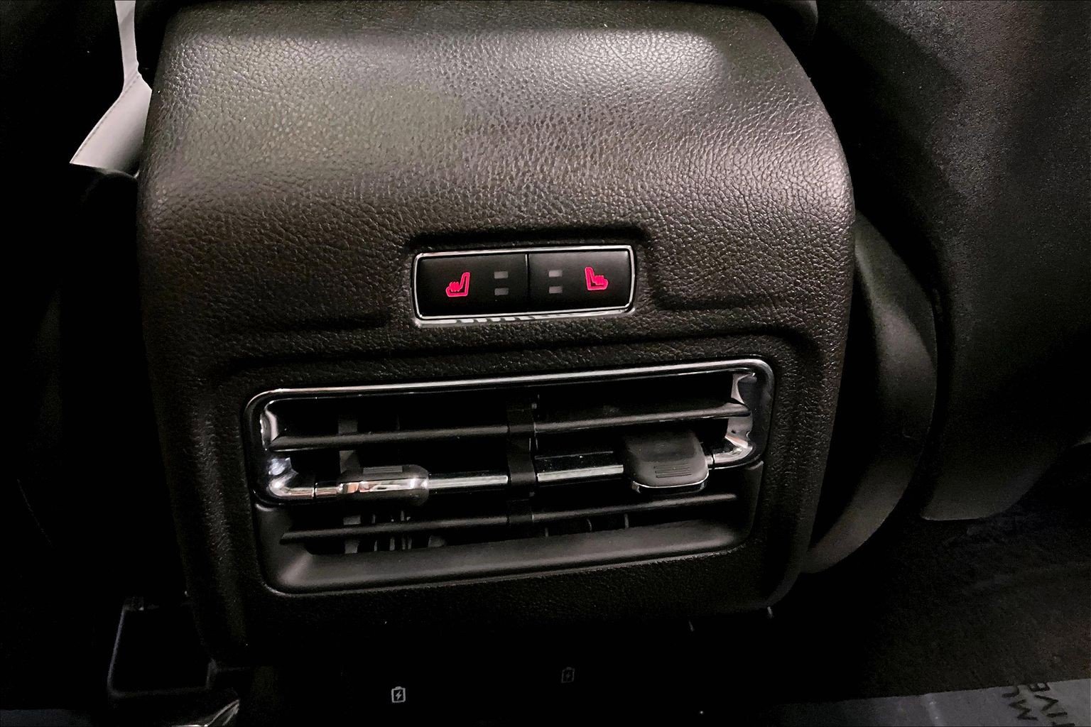 Used 2025 Lincoln Corsair Grand Touring w/ Equipment Group 302A AWD/4WD image 31
