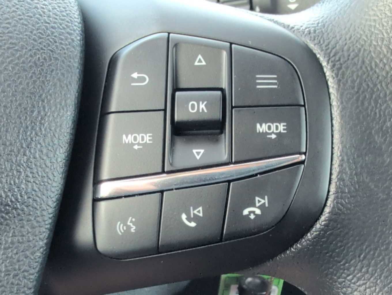 New 2025 Ford Maverick XL w/ Equipment Group 102A image 21