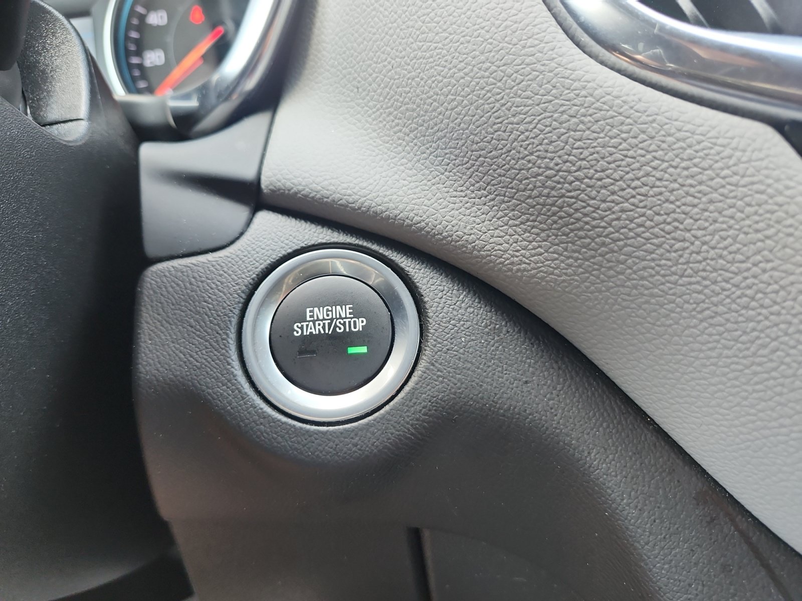 Used 2022 Chevrolet Equinox LT AWD/4WD image 19